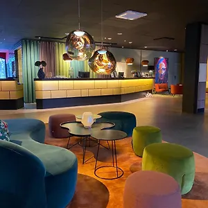 4* Ξενοδοχείο Profilhotels