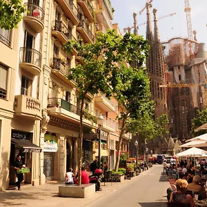 Gaudi Sagrada Familia Lägenhet Barcelona