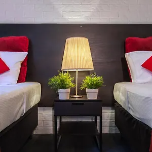Ascot Budget & Residences Австралия